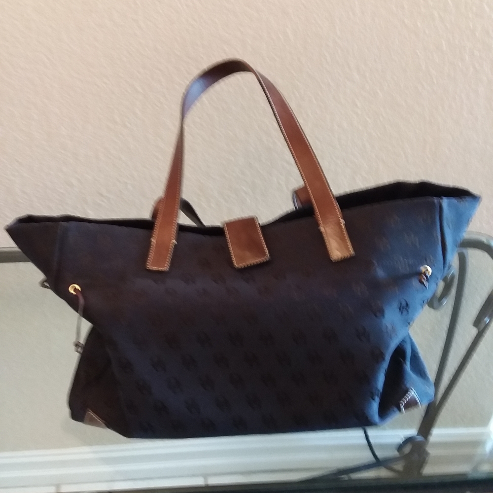 Purse - Picture 3 of 4